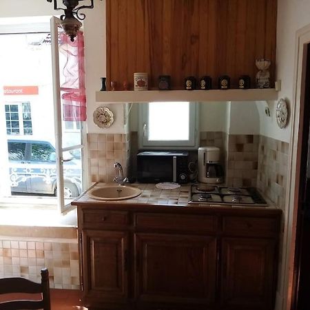 Gite Sous L' Orme Asquins Dış mekan fotoğraf